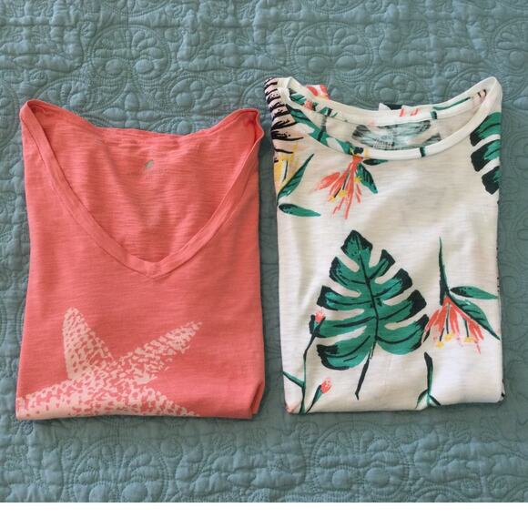 Lot of 2 Womens Medium Beachy Tee Shirts Size Medium - Picture 1 of 11
